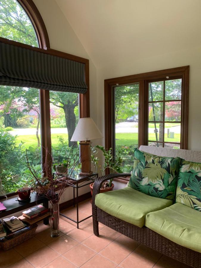 Cedar Gables Bed & Breakfast Niagara-on-the-Lake Exterior photo