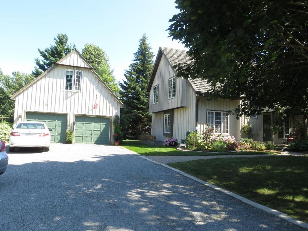Cedar Gables Bed & Breakfast Niagara-on-the-Lake Exterior photo