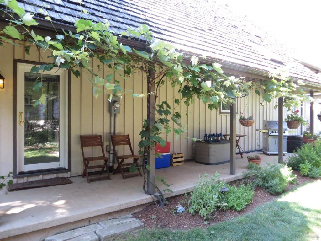 Cedar Gables Bed & Breakfast Niagara-on-the-Lake Exterior photo